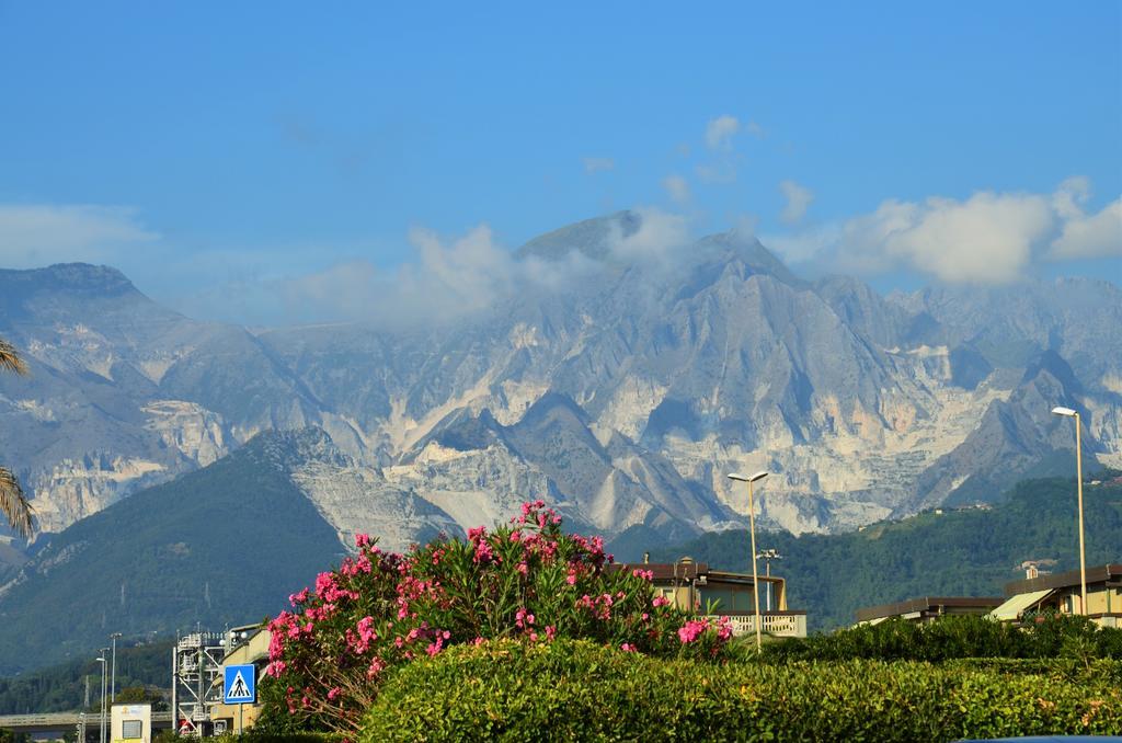 Casa Lia Villa Marina Di Carrara Ngoại thất bức ảnh